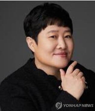 Lee Seung-gi and agency fighting over music royalty ... 'Did not get paid at all' vs 'payments were all settled'
