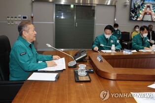 Gov't will invoke return-to-work order if truckers' strike causes serious crisis