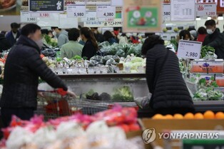 Income gap widens in 2021 amid COVID-19 pandemic