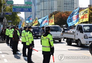 Parliamentary committee OKs revision bill banning rallies near presidential office, residences