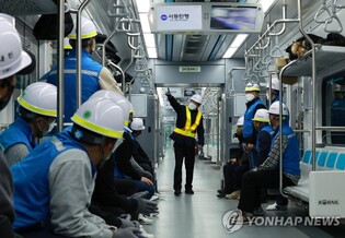 KORAIL, railway union in last-minute talks ahead of planned strike