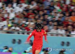 (World Cup) Sonny vs. Neymar in battle of stars in round of 16
