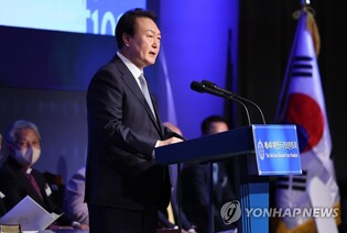 Yoon's approval rating rises to 38.9 pct: poll