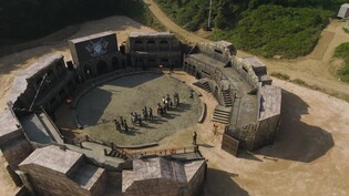 넷플릭스 새 예능 '사이렌: 불의 섬'…여성 24명의 생존 전투기