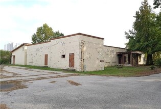 인천 부평미군기지 내 일제 병원 철거 놓고 갈등 심화