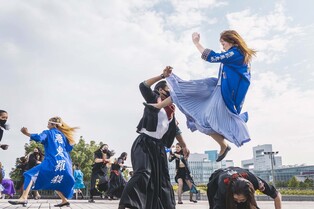 유쾌하게 펼쳐지는 여자들의 주먹 세계…영화 '지옥의 화원'