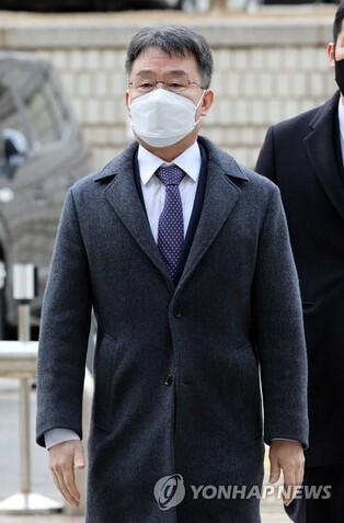 Key suspect in high-profile development scandal attempts suicide