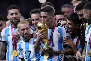 [월드컵] 메시의 우승 한풀이…그 곁에는 '일등 공신' 디마리아