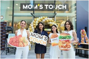 맘스터치, 태국 2호점 개소…방콕에 'K치맥' 특화 매장