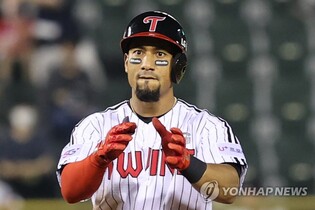 (LEAD) With checkered past looming large, LG Twins hoping for better production from foreign bat