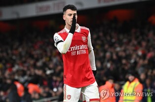 아스널, 웨스트햄에 3-1 역전승…EPL 선두 수성·리그 4연승