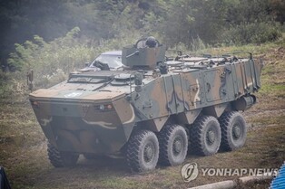 (LEAD) S. Korea's Army to deploy command post vehicle this year