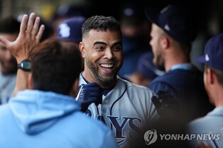 43세 거포 크루스, MLB 샌디에이고 1년 계약…지명타자 맡을 듯