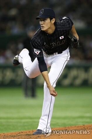 일본 투수 후지나미, 포스팅 거쳐 MLB 오클랜드와 1년 계약 합의