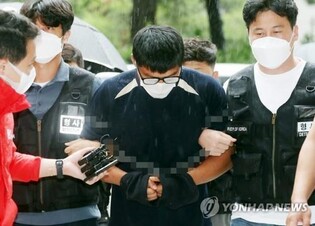 Man gets 30-yr jail term for murdering wife in front of stepdaughter