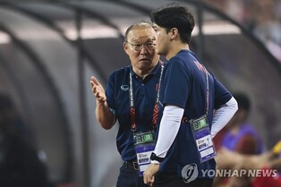 태국 마담 팡 "박항서 감독은 동남아시아 축구 바꾼 지도자"