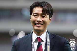 S. Korean football legend Lee Dong-gook named vice president of nat'l federation