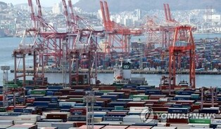 40 pct of conglomerates plan to reduce investment in 2023: survey