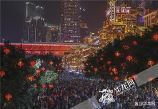 중국 '보복 소비' 시작됐나…춘제 연휴 관광지마다 '인산인해'