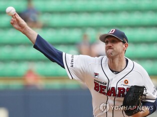 두산 출신 린드블럼, MLB 밀워키 프런트 합류