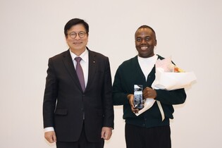 Incheon City Office of Education appoints Jonathan, broadcaster from Democratic Republic of Congo, as ambassador