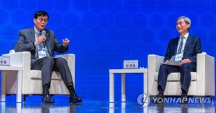 BIS economist says weak dollar could provide boon for S. Korea's trade