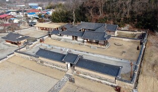 "한옥 체험하러 오세요"…부여 여흥민씨 고택 새 단장