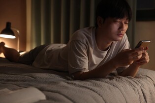 Lee Dong-hwi and Jung Eun-chae's real breakup romance... movie ‘Someone You Loved’