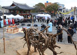 [K-Geography] Ritual to wish for bumper crop in Jeju