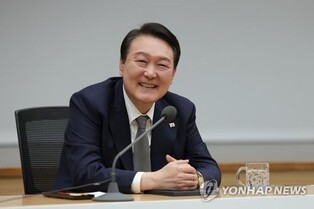 Yoon expresses commitment to rooting out illegal acts at industrial sites