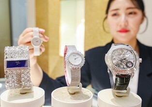 "예물 준비하러 오세요"…현대백화점, 럭셔리 시계·주얼리 페어