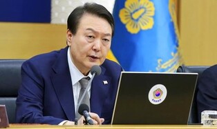 Yoon warns of 'firm action' against labor unions refusing to disclose account books