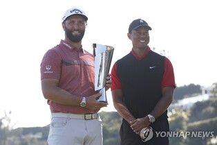 람, 남자 골프 세계 1위 등극…우즈는 300계단 이상 올라 985위