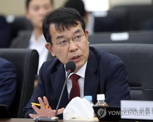 Ex-lawmaker quizzed over fortune teller's alleged involvement in presidential residence