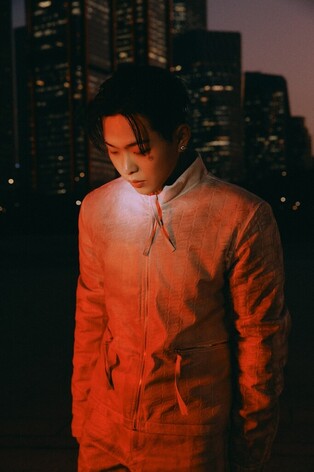 S.Korean rapper Huh, "I can make my unique type of music to fit into Mainstream Music"
