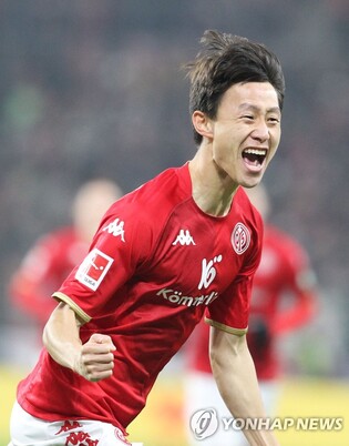 이재성, 시즌 7호골에 도움까지…마인츠 4-0 대승에 앞장