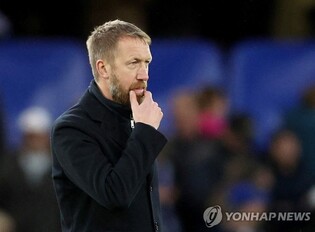 새해 승률 10％…첼시 포터 감독 "'자녀도 죽었으면' 이메일 와"