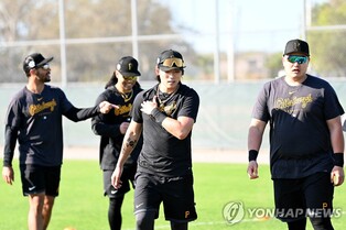 피츠버그 배지환, 2023시즌 첫 시범경기서 1볼넷 1득점