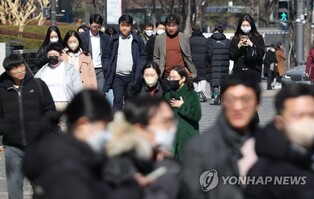 Monthly salary of wage earners up 4.1 pct in 2021