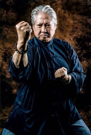 제16회 아시아필름어워즈 공로상에 배우 홍금보