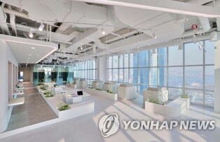 '일터=휴가지' 워케이션 확산…"여기가 최적지" 모시기 경쟁