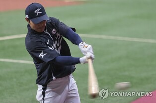 In lieu of game action, big leaguers Kim, Edman to take live batting practice in WBC prep