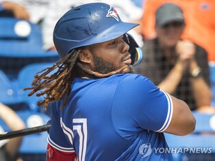 [WBC] 무릎 통증 게레로 주니어, 도미니카공화국 대표팀 합류 불발