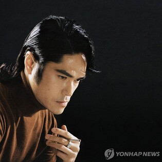 Music producer 250 and NewJeans rake in awards at 20th Korean Music Awards