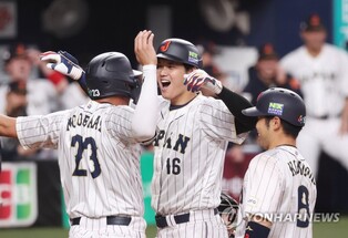 [WBC] 일본, 마지막 평가전서 화력쇼…무라카미, 오릭스전 3점 홈런