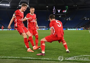 알크마르, 적지서 라치오 2-1로 꺾고 UECL 16강 기선제압