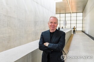 '건축계 노벨상' 프리츠커상에 치퍼필드…아모레 본사 설계