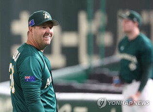 [WBC] '한화 출신' 소폴드 "김현수·최정 무섭지만 호주가 5-0 이긴다"
