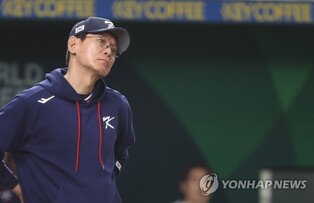 [WBC] 이강철 감독 "믿었던 투수가 실투하면서 분위기 넘어갔다"