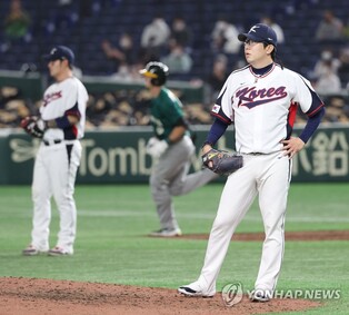 (WBC) S. Korean pitching undone by long balls in opening loss to Australia